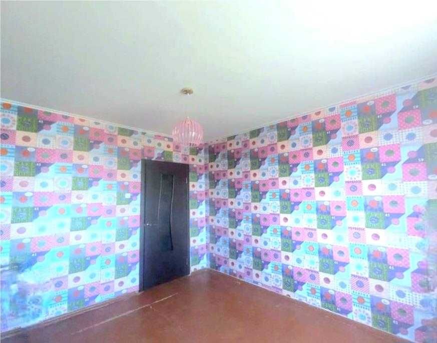 а Продам 2 комнатную квартиру Улучшенной план 70 квартал