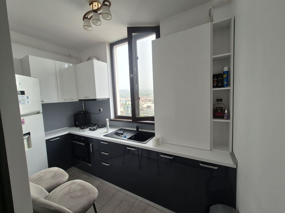 Apartament 3 camere de vânzare – Ansamblu Rezidențial RO