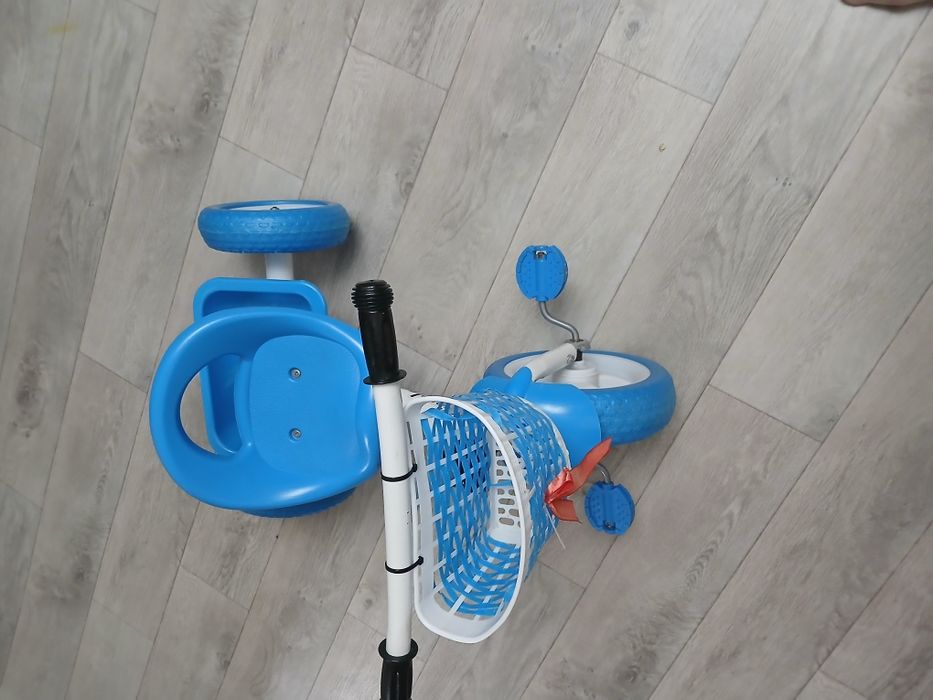 Детский велосипед.