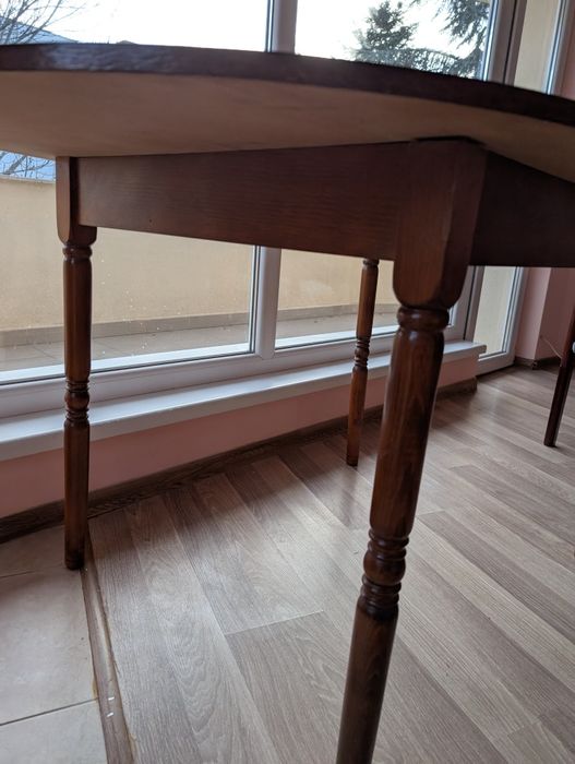 Голяма дървена маса – Владиславово