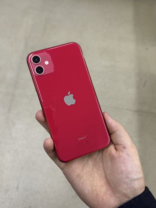 Продам iPhone 11 Red