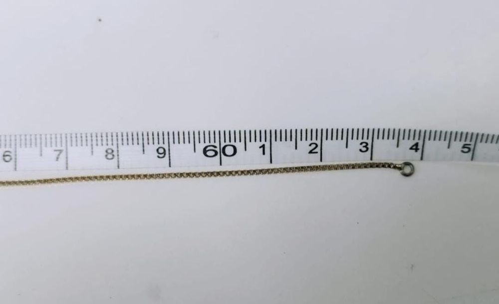 Vechi colier lant cu pandantiv inima si pietre rosii