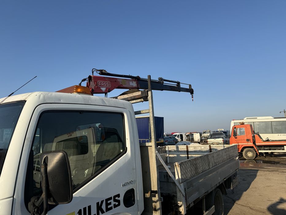 Macara pentru auto de 3.5 t FASSI 25 2008 iveco nissan mercedes