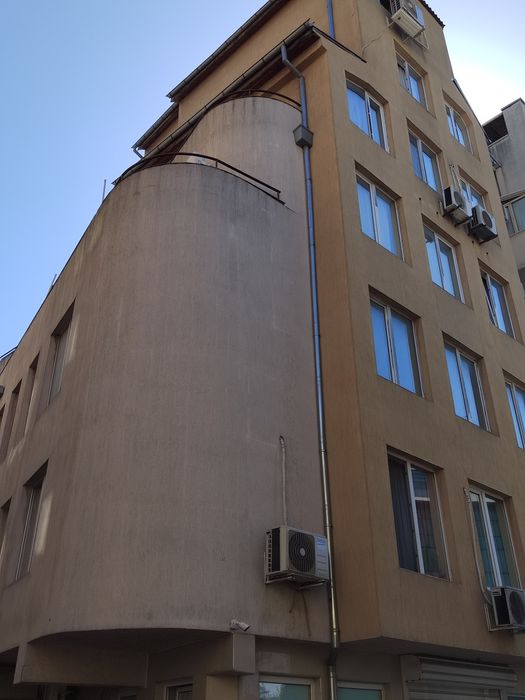 Дава се под наем Двустаен апартамент в Варна, Център - 55 кв.м за 309.06 € - Снимка #9