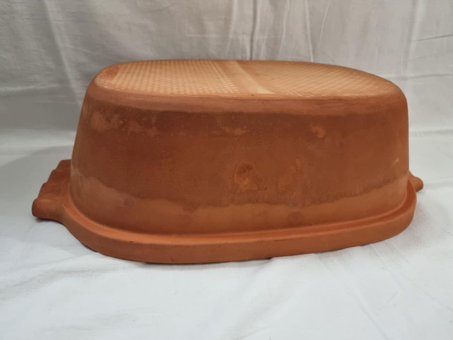 Vas de lut pentru sarmale si friptura