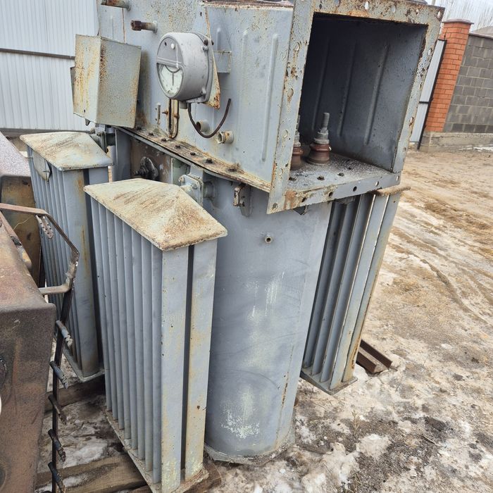 Продам трансформатор с ктп 400/10/0410/04 в рабочем состоянии