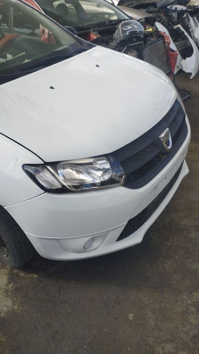 Bara fata capota aripa far trager Dacia Logan 2  2014-2016