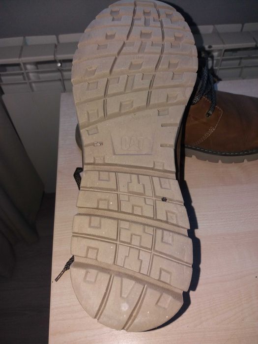 Продам ботинки демисезонные