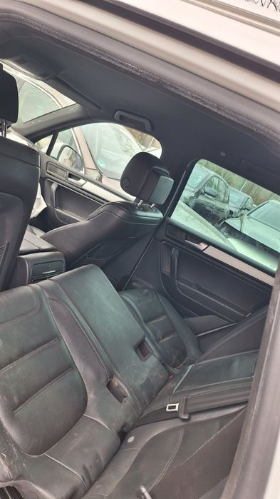 VW Touareg 3.0 TDI V6 ,CRC 245 к.с. 60 броя на части