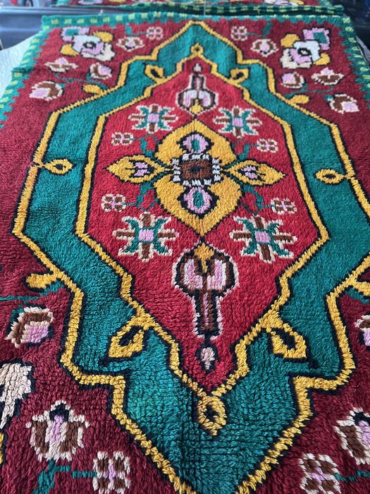 НОВИ китеници и одеала