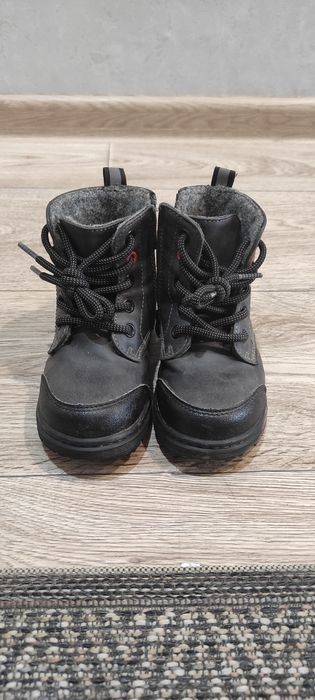 Продается обувь для мальчика малыша