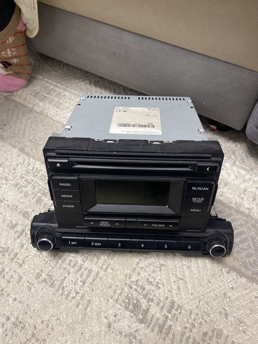 Продам магнитафон элантра 2016 год