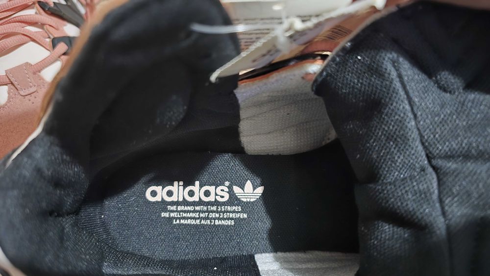 маратонки Adidas GLC W torsion - 39 номер стелка 25см.