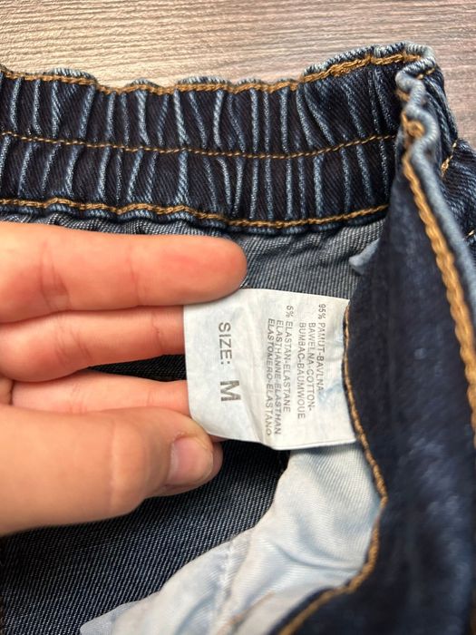 Blugi damă.mar M.la 50.lei