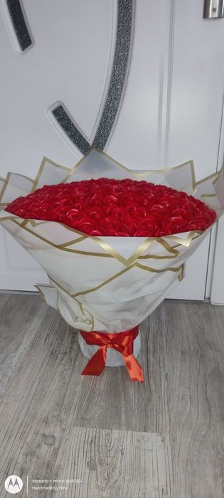 Букет от 101 ароматни рози