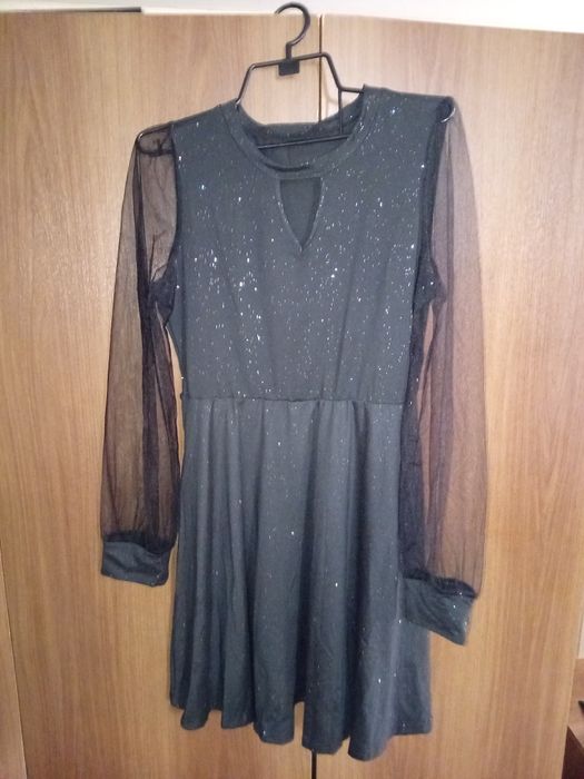 Нова официална рокля