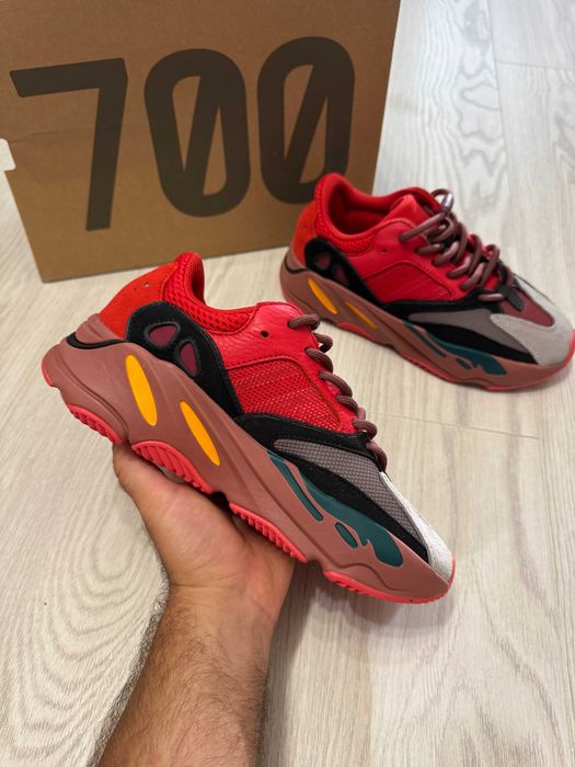 Adidasi Yeezy Boost 700, SNEAKERS Premium NOI, Full Box