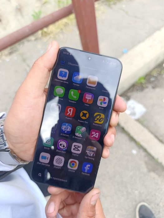 Продам срочно Poco f7 512/16