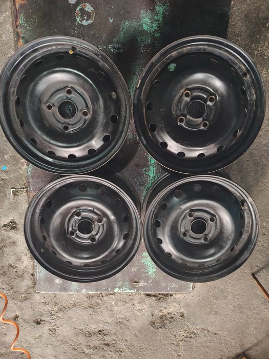 15-razmer diska Sotiladi Lassetti, Jentraga tushadi