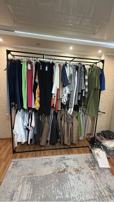 Рейлы для магазина одежды