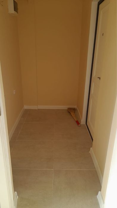 Квартира                             .