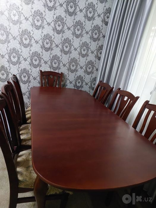 Продается Стол и 8 стулья