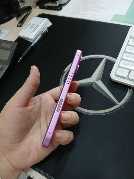 iPhone 16 Pink емкость 94% аёл киши фойдаланган, ҳолати идеал