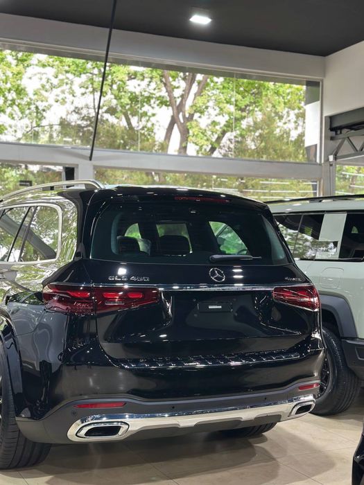 Mercedes Benz GLS 450 model 2025