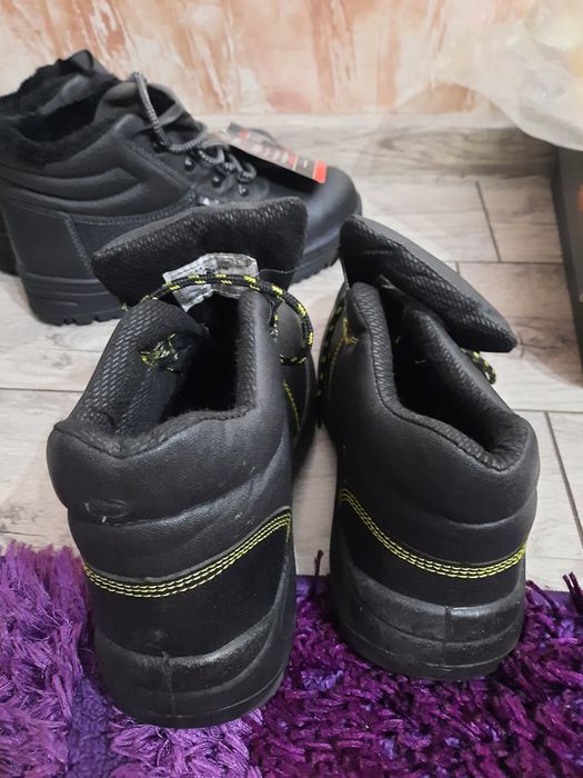 Ботинка отличного качества