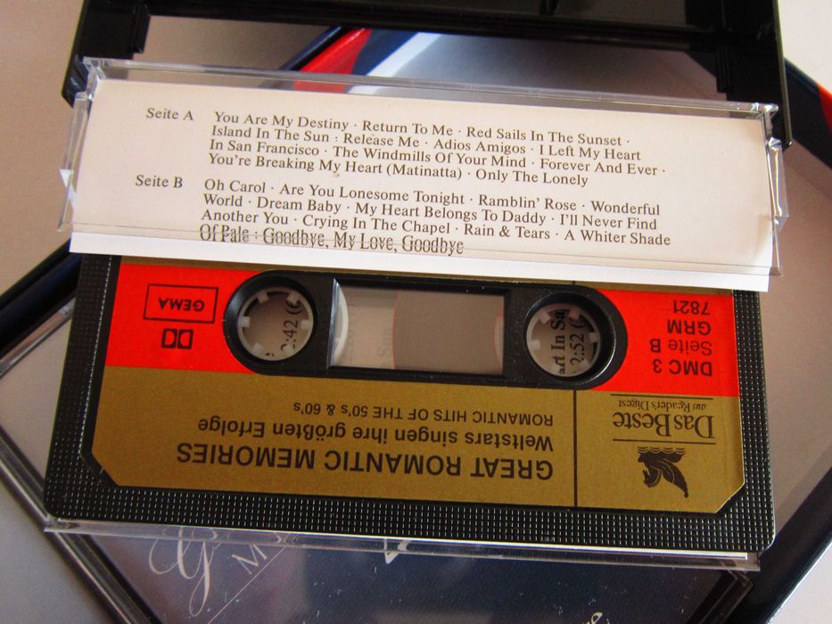 Rar 3 casete audio Great Romantic Memories Superstars 1988 Germania