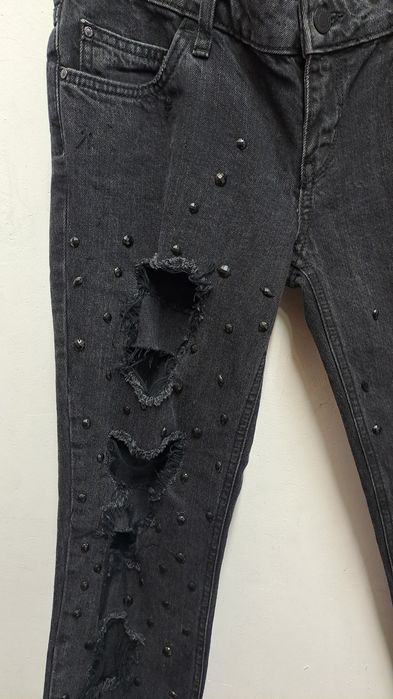 Черни дънки Guess Merilyn 3 Zip Skinny Low с капси и накъсани детайли