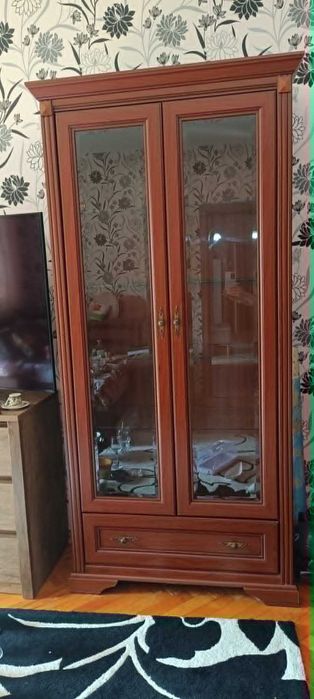 Продавам стилна холна секция от 4 модула – отлично състояние