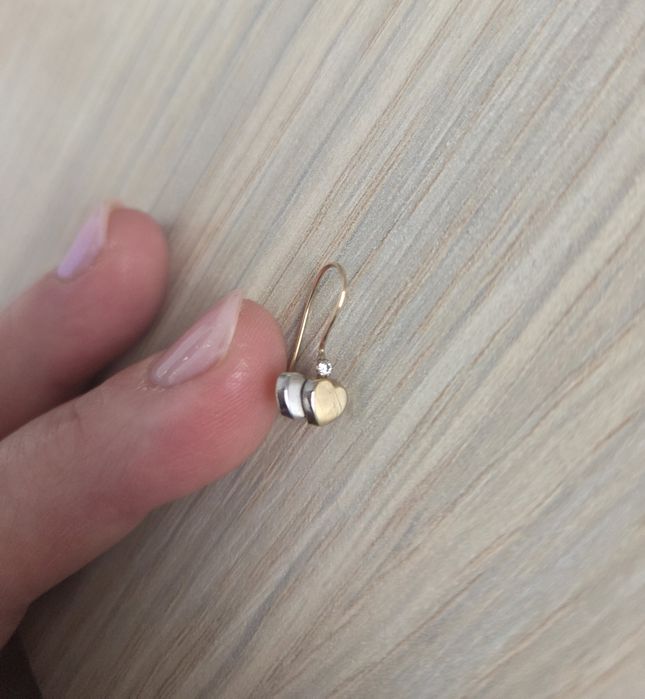 Cercelus  inimioare aur 9 k galben alb 9 karate