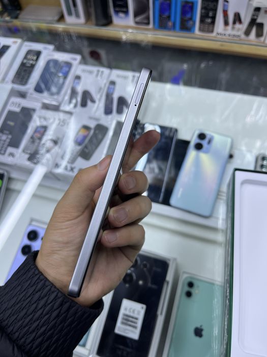 HOT 50 12/256 holati ideal kamchiligi yo’q