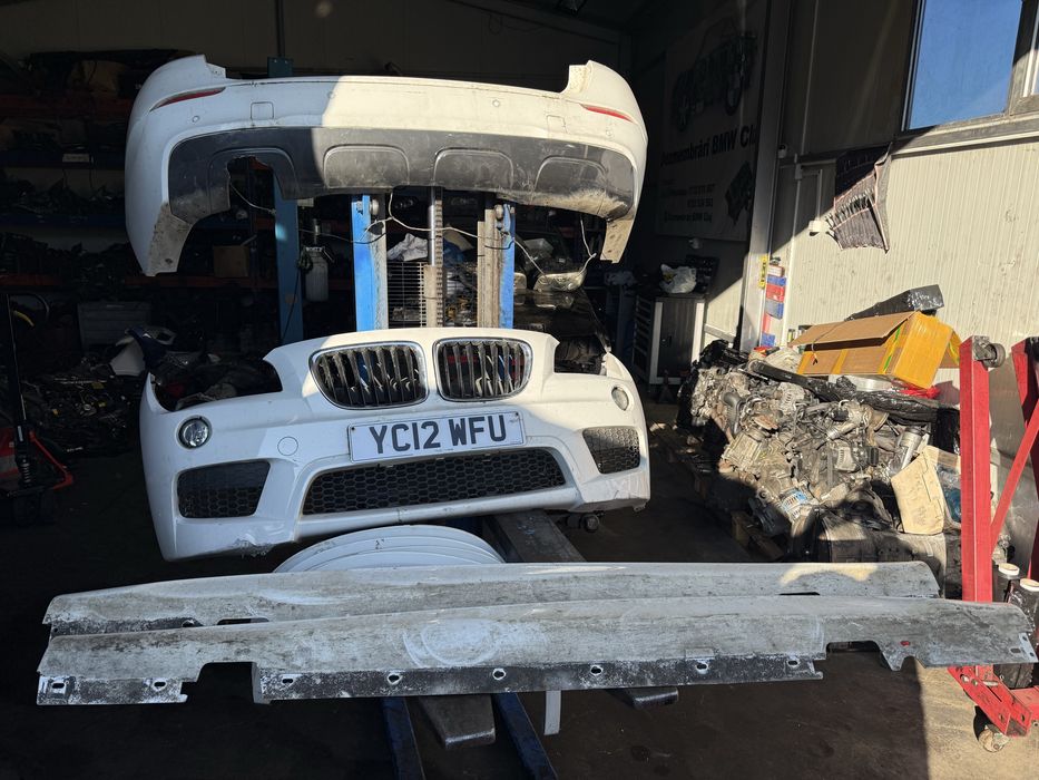 Pachet M BMW x1 e84 Bara fata M Bara spate M x1