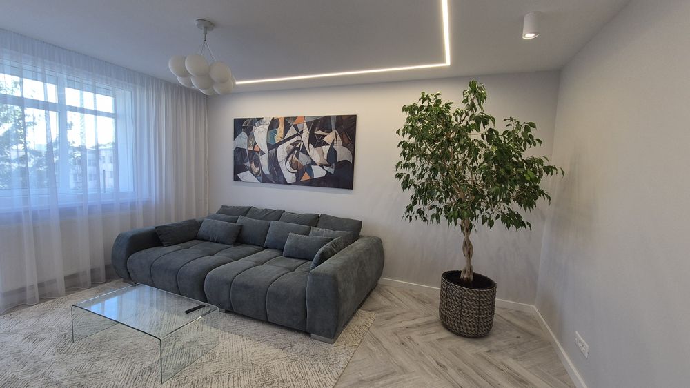 Inchiriez apartament 2 camere decomandate -  ultracentral Bucovina-Tribunal  - prima inchiriere