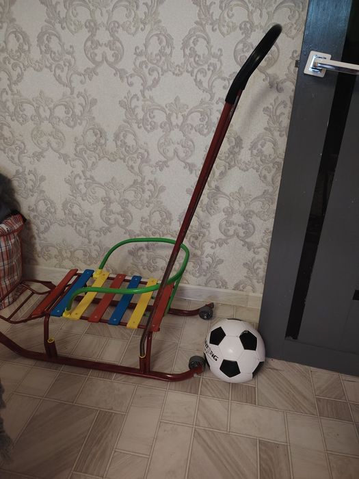 10000т продам санки