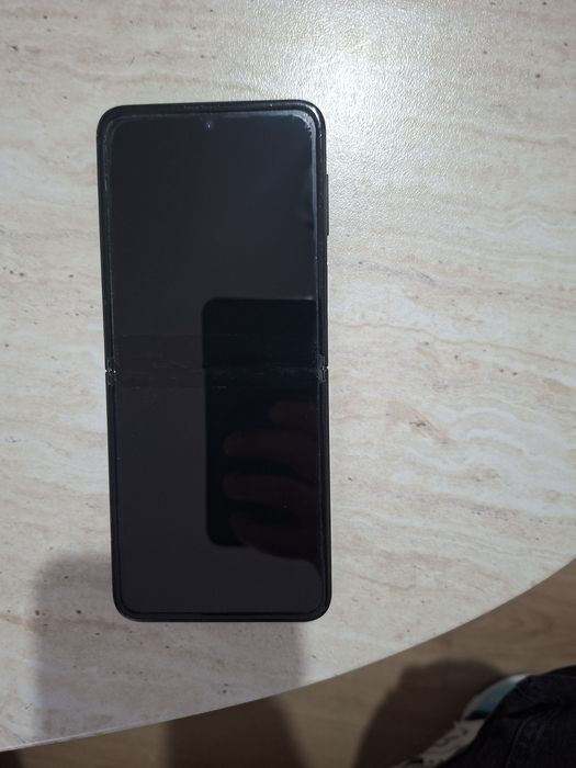 Samsung Galaxy Z,Flip 3