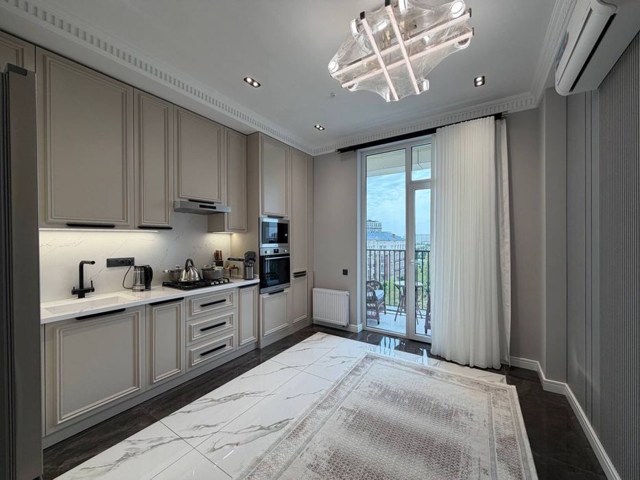 NRG JOMIY 3ком. Под ключ ор-р жомий базар, круг олмазор