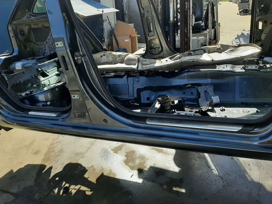 prag dreapta skoda superb 2 3t combi facelift 2014