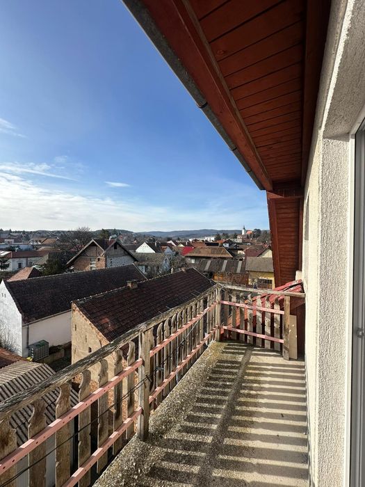 Apartament 3 camere de închiriat zona centrala