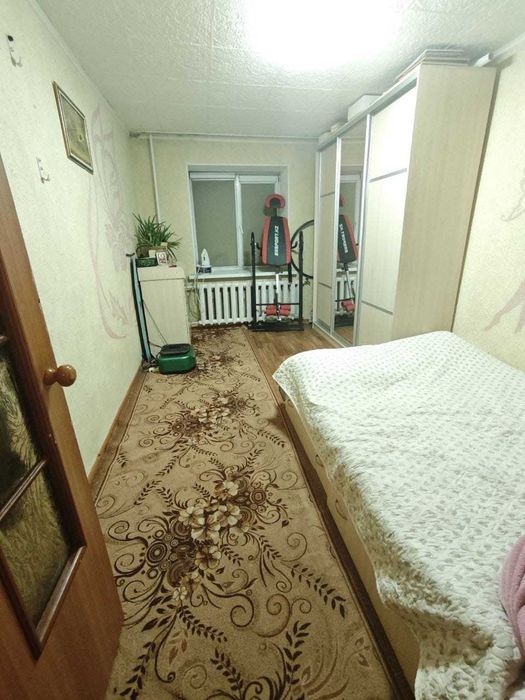 Продам 2ком,  10 школа