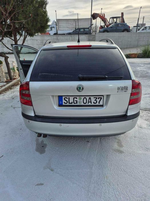 ПРОДАВАМ Skoda Oktavia
