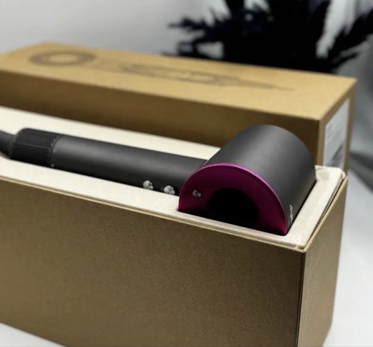 Профессиональный фен dyson