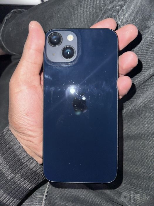 Iphone 13 holati ideal karobka dakument bor yomkist 91% emeka utmagan