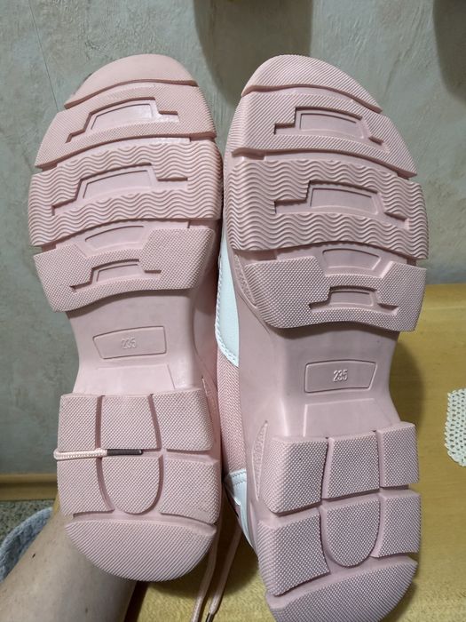 Чисто нови 37 номер на Тенденз