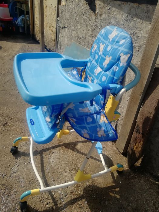 Стульчик для кормления