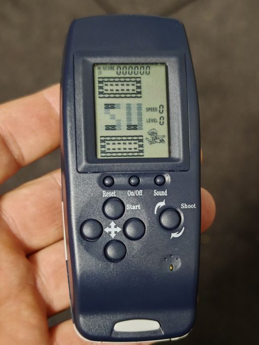 Nokia 3310 + game back cover