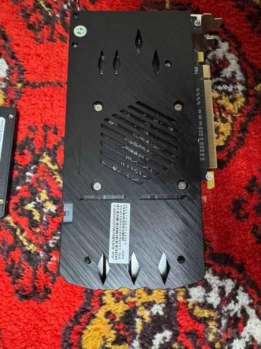 Esonic H610-DDR4/Kingstone 16GB DDR4/i7 13700f/RX580/SSD 512GB