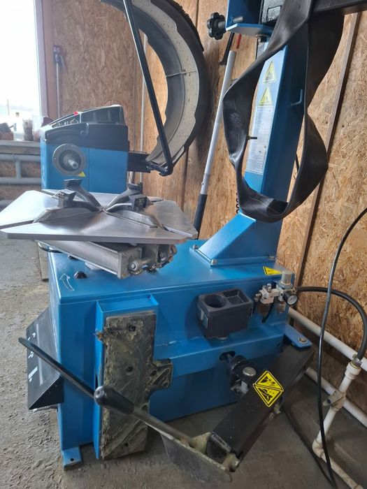 Продам станки шиномонтажные